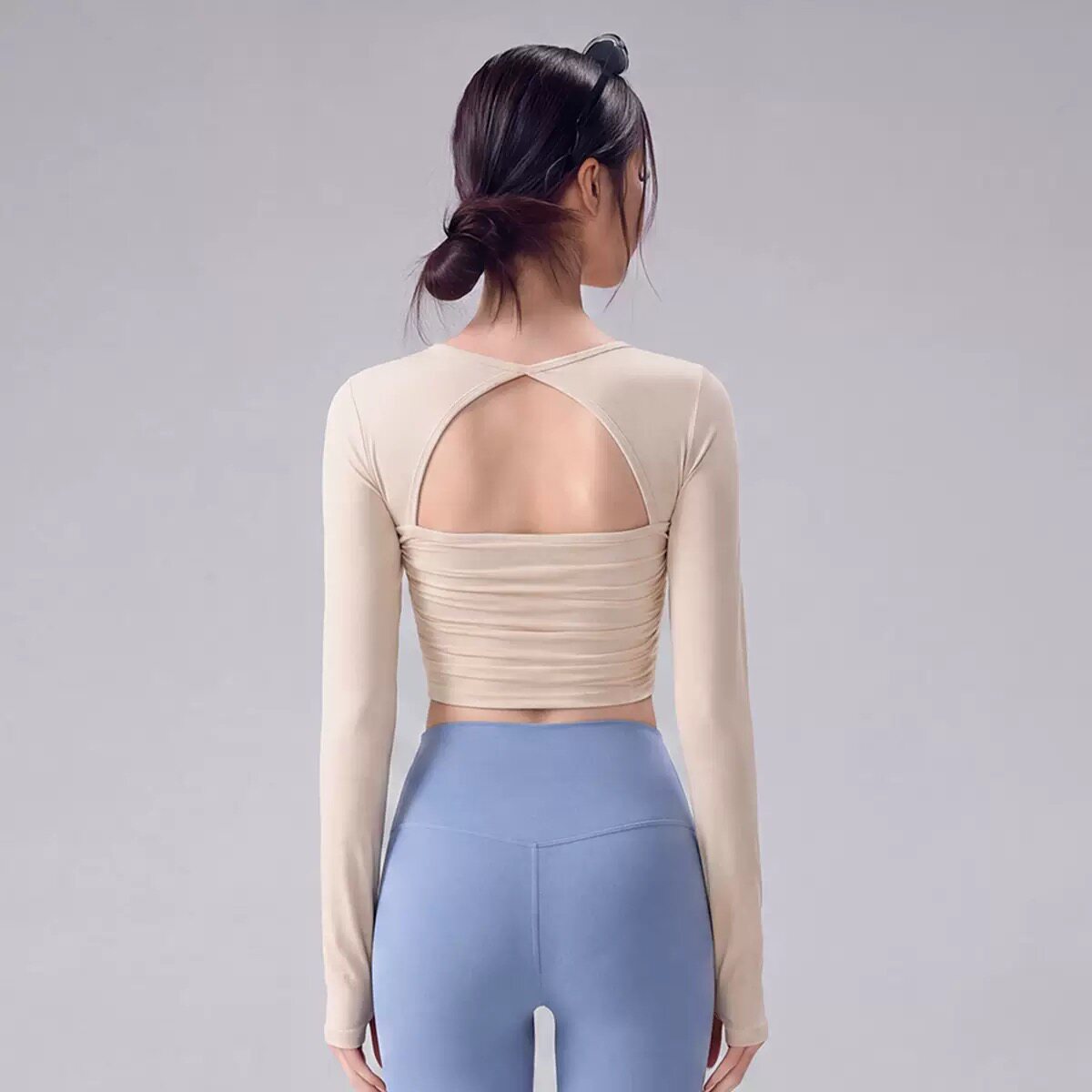 Atasan Yoga Lengan Panjang yan - Pilates Yoga One ulasan dan harga